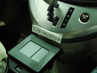 【人とくるまのテクノロジー展06】手元を見る時間を短く---三菱 ASV-3 画像