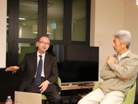 EV、自動運転、未来のクルマはどうあるべきか…FOMM 鶴巻社長 × UIEvolution 中島会長 対談 画像