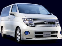 地デジ対応カーナビ、日産 エルグランド の特別仕様 画像