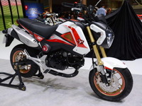 【バンコクモーターショー15】お手軽カスタマイズで、ホンダ車がサイクロン号に「変身!」 画像