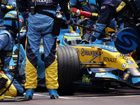 ブリアトーレ「イギリスGPで勝つのはフィジケラ」 画像