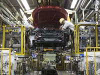 自動車国内生産、5.3％減の81万7390台で8か月連続マイナス…2月実績 画像