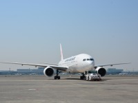 【JALと働くクルマ】ハイテク航空機を押す、「職人技」というローテクの極み 画像