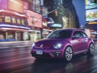 【ニューヨークモーターショー15】VW ザ・ビートル に「ピンク」コンセプト…市販有望 画像