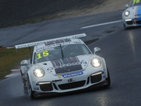 【ポルシェカレラカップ 第2戦】悪天候の中、元嶋佑弥が開幕2連勝 画像