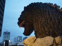 歌舞伎町にゴジラあらわる!?　街のシンボルに 画像