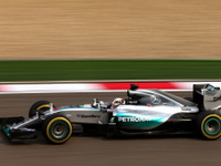 【F1 中国GP】フリー走行はハミルトンがトップ、マクラーレン・ホンダ順位上げる 画像