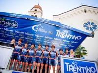 イタリアのロードレースに参加する唯一の日本人がクラッシュ 画像