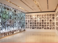 巨匠レスリー・キーが撮りおろした111名のポートレートが「Gap」原宿に 画像