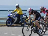 きれいで速い…自転車周回レースで「ちゃりん娘」メンバーが優勝 画像
