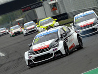 【WTCC 第3戦】シトロエン、レース1で1-2フィニッシュ 画像