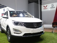 【上海モーターショー15】GMの中国低価格車「宝駿」初のSUVはロータス仕立て 画像