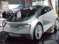 【上海モーターショー15】イタリアのセンスと技術で近未来デザインを提案…ICONA 画像