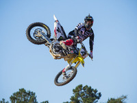 【全日本MX 第3戦】リッキー・カーマイケル初来日…RM-Z450でデモラン 画像