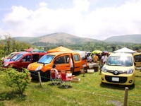 ルノー カングー ジャンボリー 2015 開催、今年も台数更新…広く仏車楽しむイベントに 画像