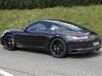 ポルシェ 911 改良型、新デザインをフルヌード撮影! 画像