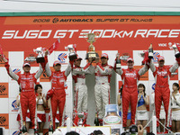 【SUPER GT】写真蔵…第5戦、日産 フェアレディZ が2位・3位 画像