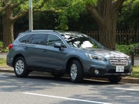 【スバル レガシィ アウトバック 試乗】カタログ値に迫る燃費性能を確認…島崎七生人 画像