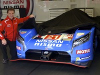 日産 の新ルマンレーサー、GT-R LM NISMO…伝説のカラーで登場 画像