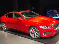 【ジャガー XE 発表】ディーゼル車も登場「日本に最適なジャガー」、477万円から 画像