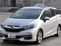 【ホンダ シャトル 試乗】徹底的な安さを求めるならエンジン車だが…諸星陽一 画像