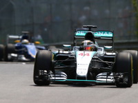 【F1 カナダGP】ハミルトン、フリー走行でクラッシュ…最速タイム記録後に 画像