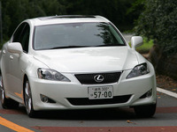 【インプレ'05】小沢コージ レクサス『IS』 ハンドリングを語れるトヨタ車 画像