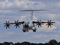 スペインで墜落したエアバスA400M、エンジン制御システムに不調の可能性 画像