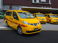 【日産 NV200タクシー 発売】ワンボックス型タクシー、都内で運用開始…全国で年1000台販売めざす 画像