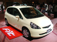 【今が売り時の車】ホンダ フィット…デビュー丸5年 画像