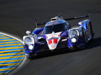 【ルマン24時間 2015】6時間経過…トヨタや日産にもトラブル続出、ポルシェが首位キープ 画像