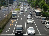 【池原照雄の単眼複眼】自動車保有の「怪」…3年連続で最多更新中 画像