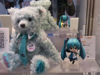 【東京おもちゃショー15】スーパーGTでおなじみ“グッスマ”ブースは「ねんどろいど」が充実 画像