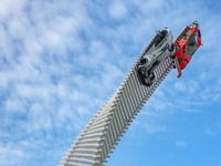 【グッドウッド15】今年のオブジェはマツダ、高さ40mに伝説の「787B」 画像