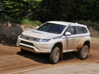 【三菱 ラリー復帰】アウトランダーPHEV 駆る増岡浩「ワークス活動、続けるにはまず結果」 画像