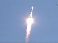 プログレス補給船を搭載したソユーズUロケットの打ち上げ成功 画像