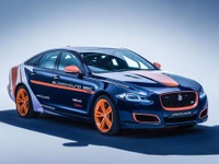 ジャガー XJR 改良新型、世界最高速記録挑戦のサポートカーに 画像