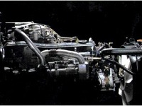 日産ディーゼル、エンジンを日野から購入 画像