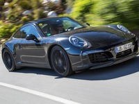 ポルシェ 911 が大幅改良へ…開発プロトタイプ車を先行公開 画像