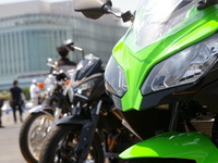 【バイクの日】スマイル・オン2015、秋葉原で開催…車両展示やミニライブ 画像