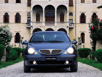 スクールバス購入のために公用車を売却 画像