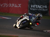 【鈴鹿8耐】意外と知らないレギュレーション…夜間走行ではゼッケンも光らせる 画像