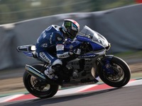【鈴鹿8耐】7時間経過…ヤマハ勢19年ぶりの勝利へ、エース中須賀が渾身の走り 画像