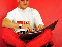 「あの人は……?」フェラーリがドライバー来季契約を発表 画像