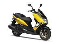 ヤマハ マジェスティ S に60周年記念モデル…ケニー・ロバーツ仕様の限定車 画像