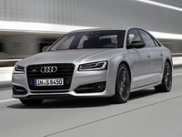 アウディ S8 に「プラス」…605hpツインターボでスーパーカーの領域へ 画像