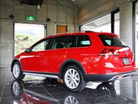 【VW ゴルフ オールトラック 発売】専用サス、最新の4WDで「本格オフローダー」の走り実現 画像