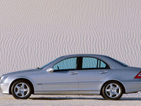 【今が売り時の車】メルセデスベンツ Cクラス…いよいよ新型登場か 画像