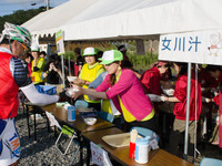 【ツール・ド・東北14】20kmごとに用意されるご当地グルメにモチベーションUP 画像