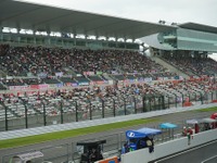 【SUPER GT 第5戦】雨の鈴鹿1000km、決勝の観客数は3万4000人 画像